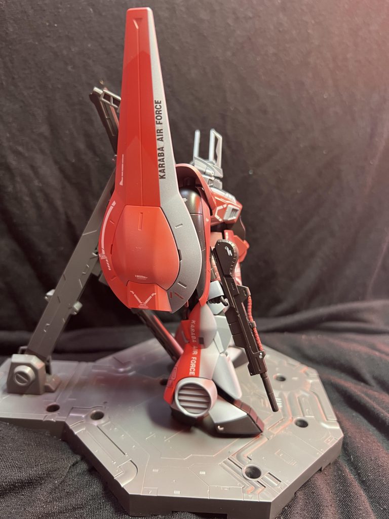 製作前はディジェの幅広い百姓足なら素立ちくらい楽勝だと踏んでいましたが、組んでみればこの始末😅