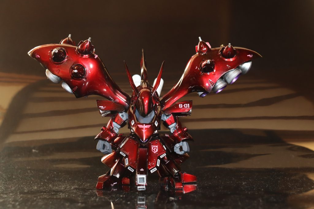 赤はキャンディー塗装で下地の黒はグラデーションでちょっと残しました。