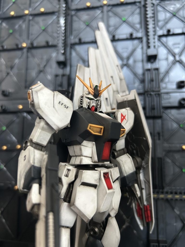 HGUC RX-93 νガンダム–3枚目/制作者：@ich_taka