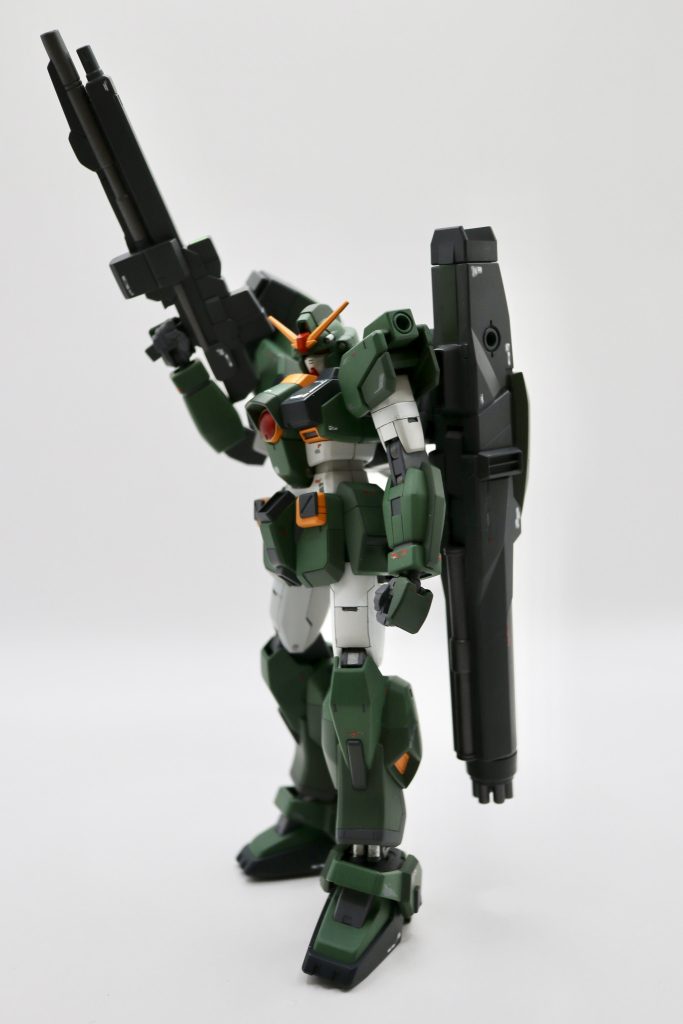 作ってみたかった機体であったので大満足でした!ミリタリーカラーの重装備機体って良いですよね!好きです( ´∀` )