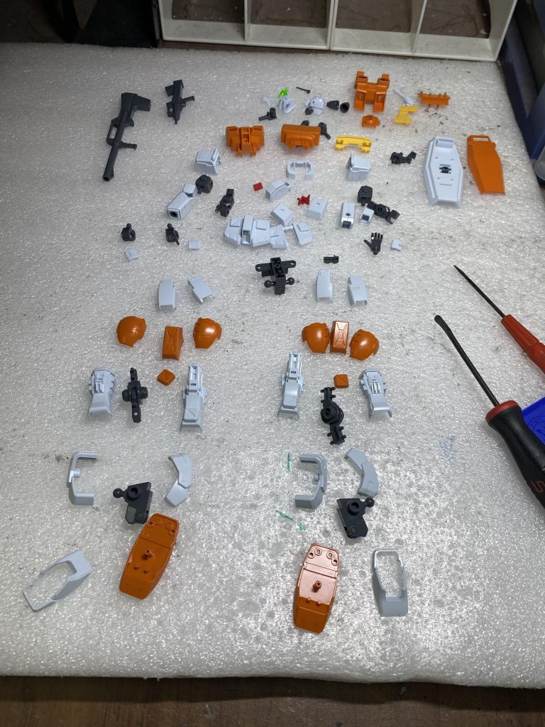 HGUC パワードジム(ティターンズ仕様)–4枚目/制作者：丸五ワークス