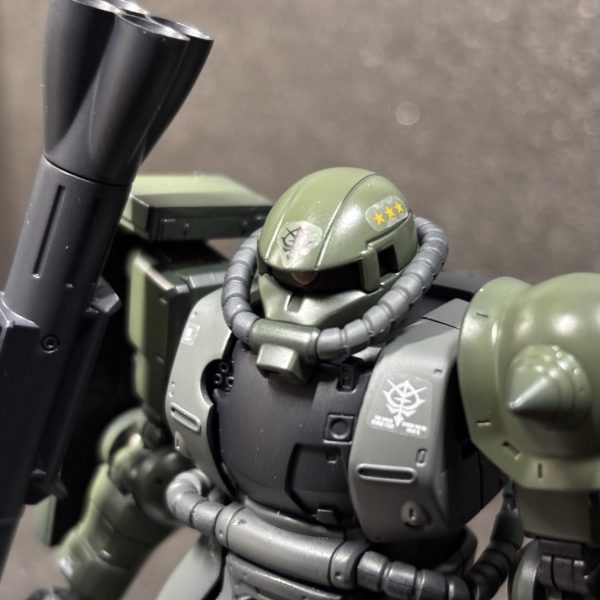 HG オリジン版ザク　全塗装