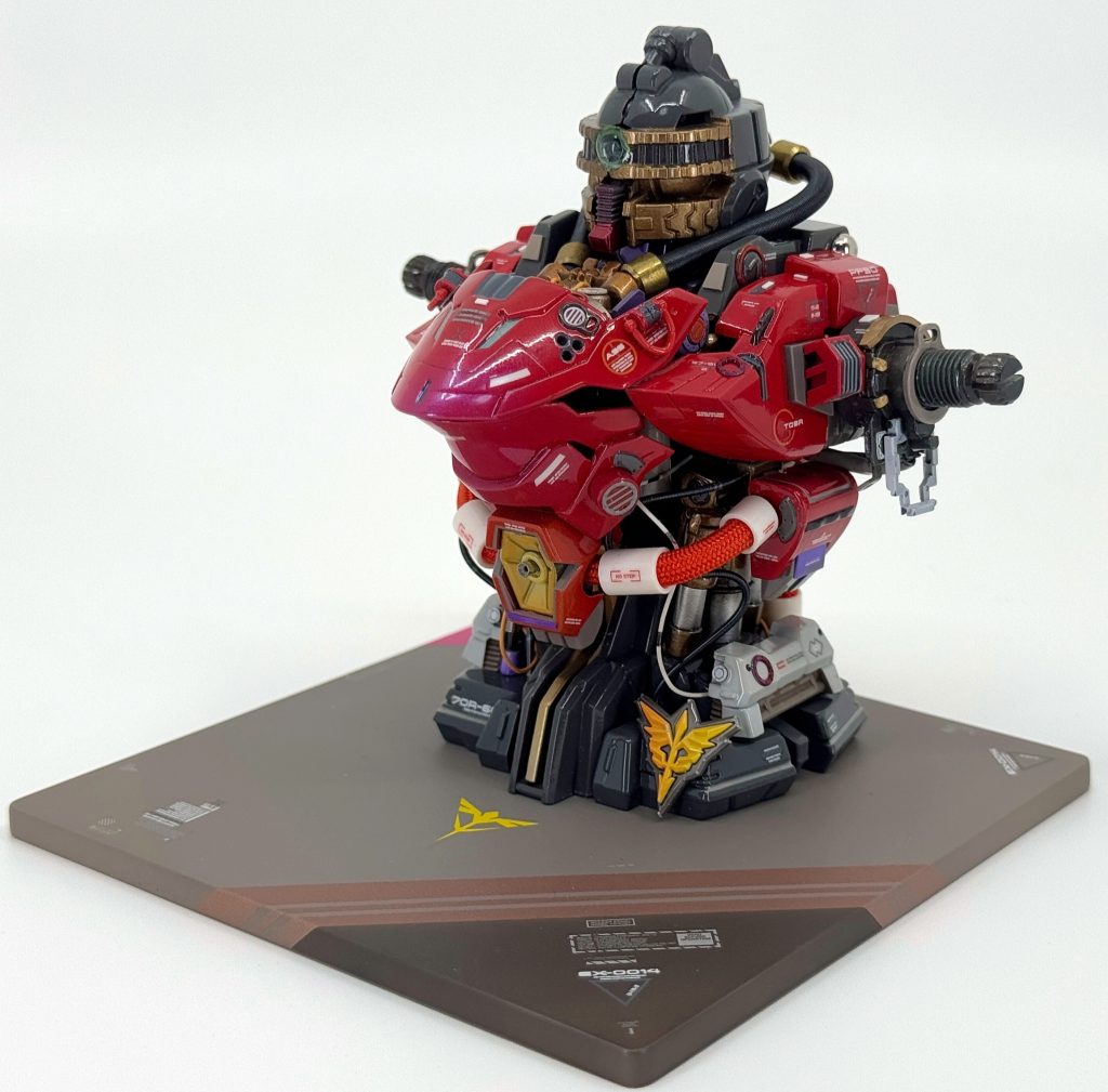 改修後のアフター画像。ジャンクボックスやパーツボックスやプラ材など睨めっこしながら、供給パイプやモールドを後から追加していっています。