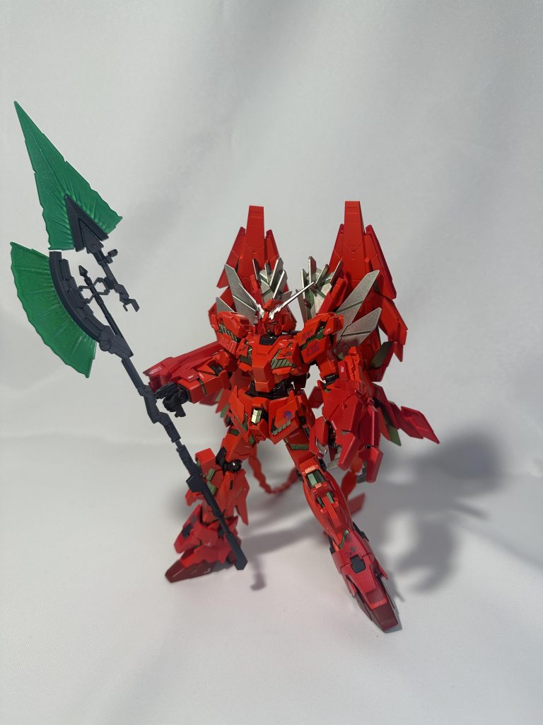 武装全て付けた状態はボリュームありますね