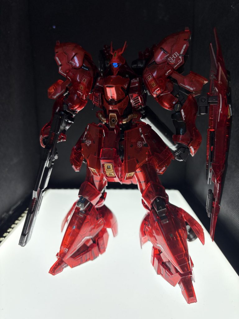 暗いところで下から照明＋UV