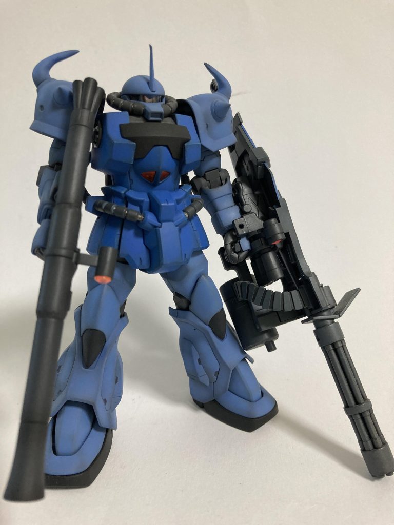 右手にザクバズーカを追加しました。