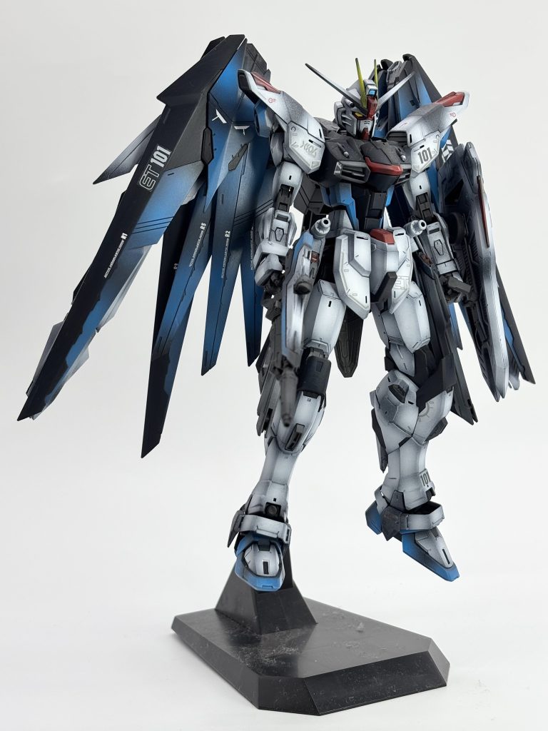 MG フリーダム–3枚目/制作者：クロニクル