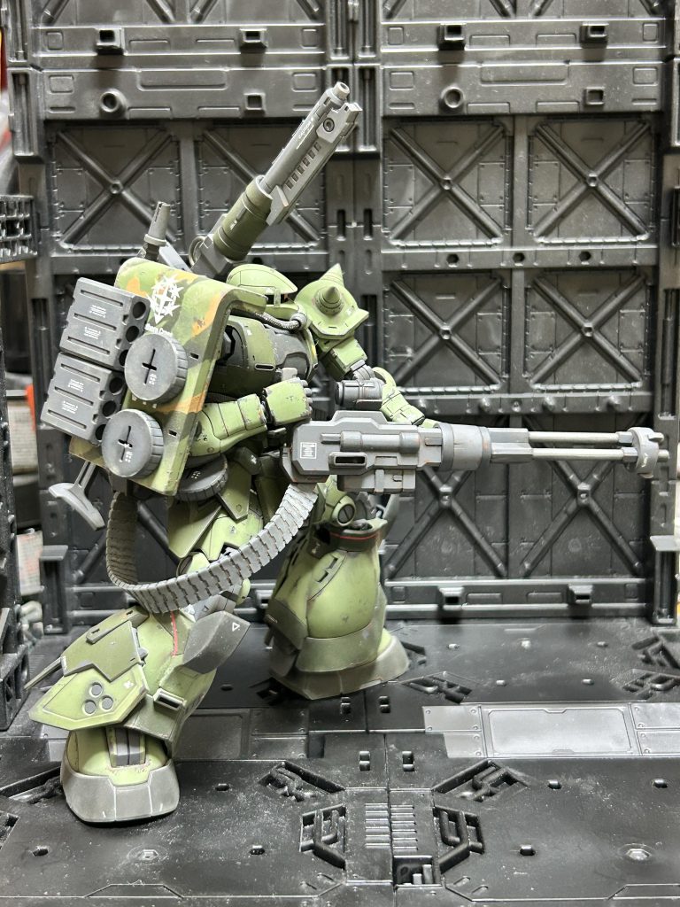 援護用ガトリング装備。