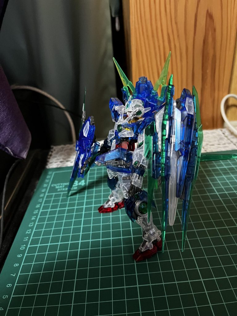 ダブルオークアンタフルセイバーセット–3枚目/制作者：アッキー