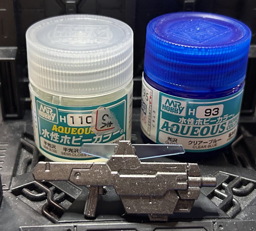 【追記】修正塗装してみました。透明クリア7+クリアブルー3で混ぜて薄めてメラミンスポンジ2回塗りでいい感じになりました♪