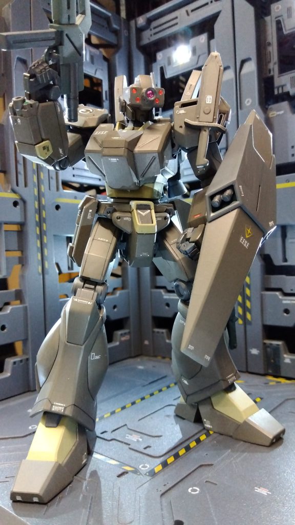 ジェガンバリエーションの中でも群を抜いてカッコいい