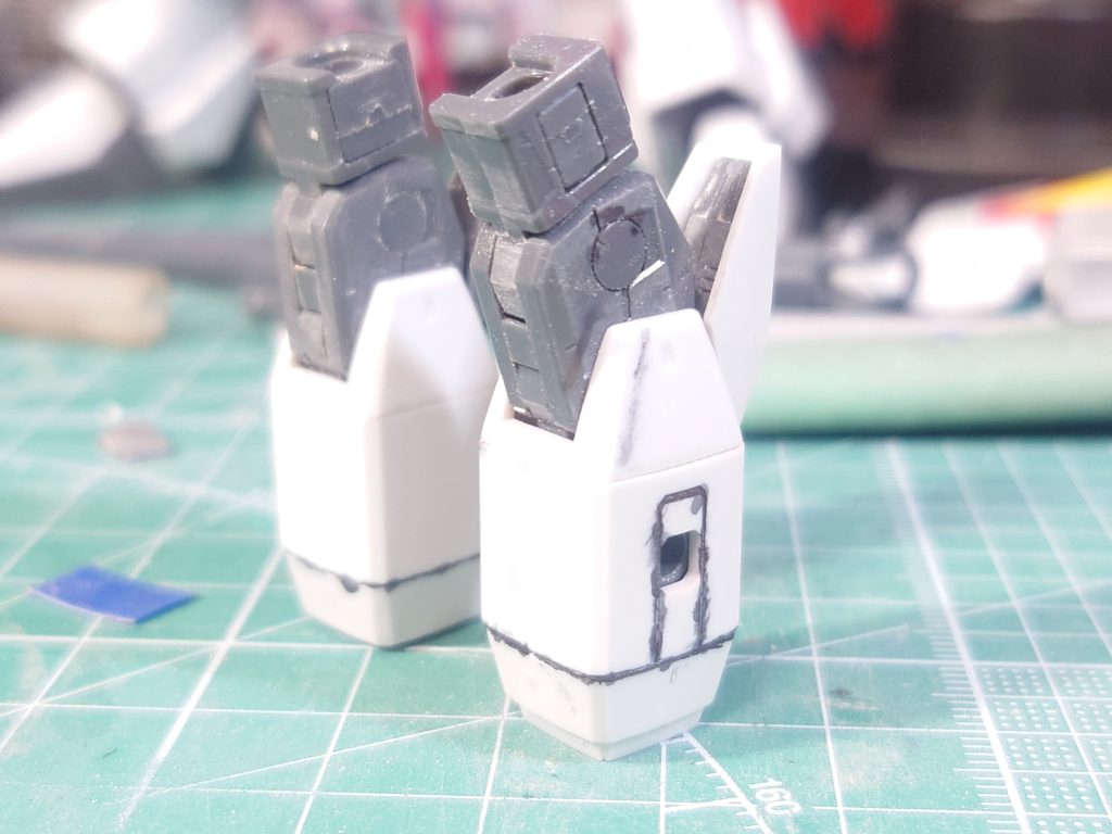 各部スジ掘り直ししたのですが、ガタガタに😭