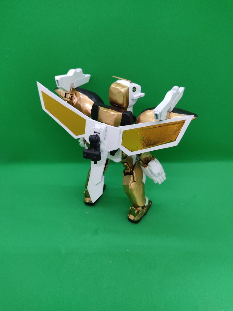 ベースはHGガンダムグシオンリベイクと、HGガンダムEz8です。キャノンはガンダムDXのツインサテライトキャノンを加工しました。 