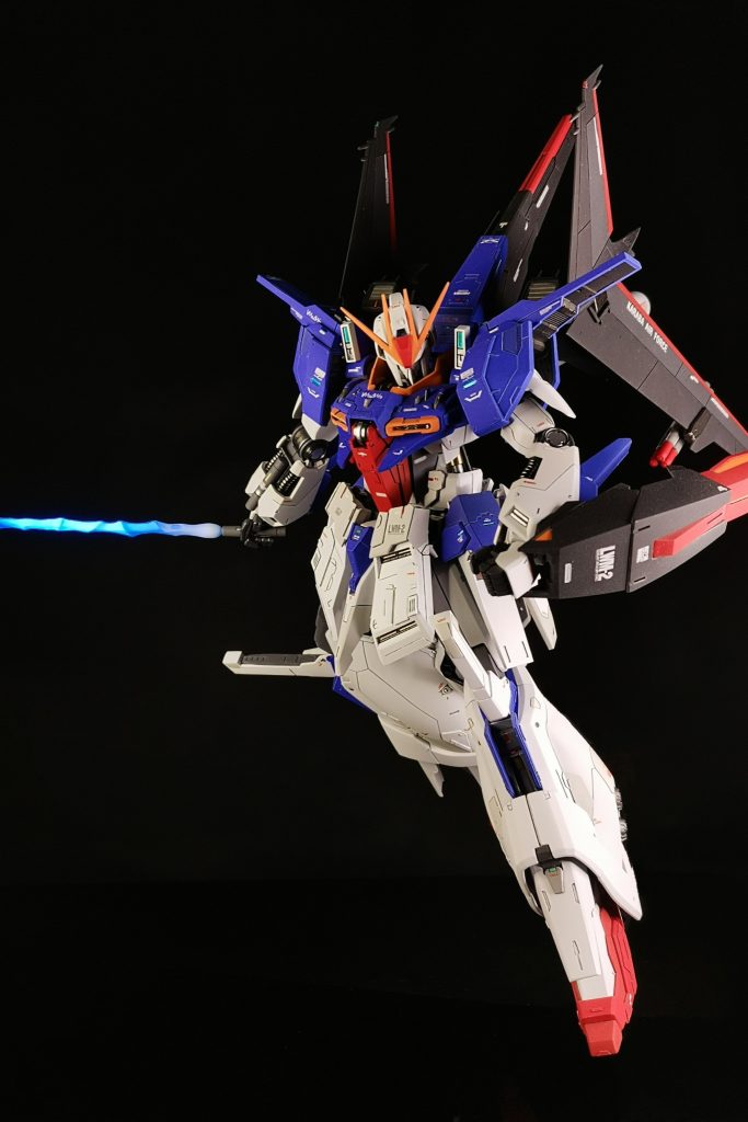 抜刀して1枚。個人的に好きなポーズの1つです。