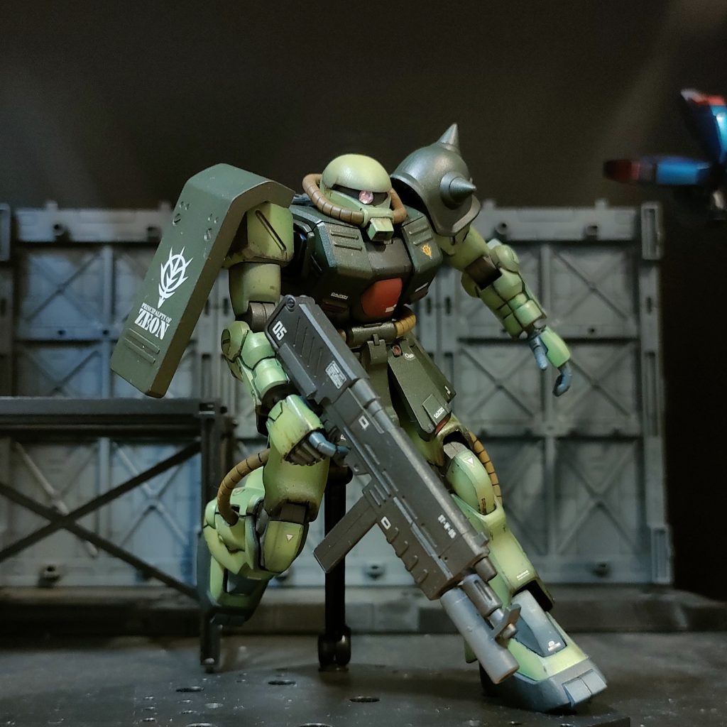 シャドウ入れてデカールまで完了です。巣立ち撮るの忘れてました。