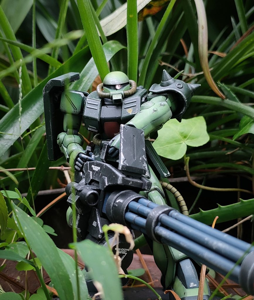 可愛い子には旅させろ、ザクにはガトリングを持たせろ。