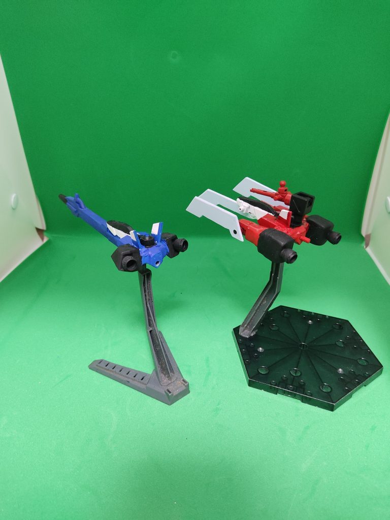 ランチャーグラスパーにはHGリゼルのランチャー、ブレードグラスパーにはHGダブルオーライザーのGNソードII、そして様々なパーツを流用しました。