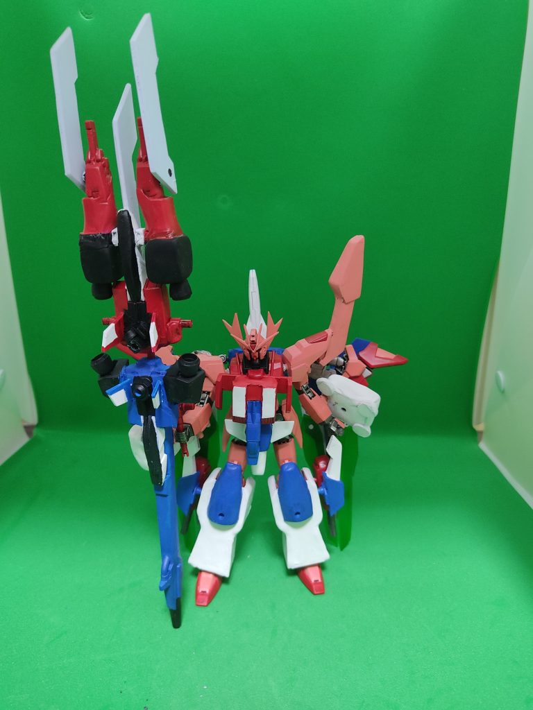 最後にグラスパー同士が合体して、巨大ランサー系装備、グラスパーグレイブです。ストライクアイFAに装備しています。ちなみにヒカリノアイ物語では使用回数は1回のみです。