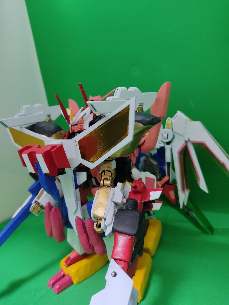 すべてのパーツを余剰無しに組み合わせました。