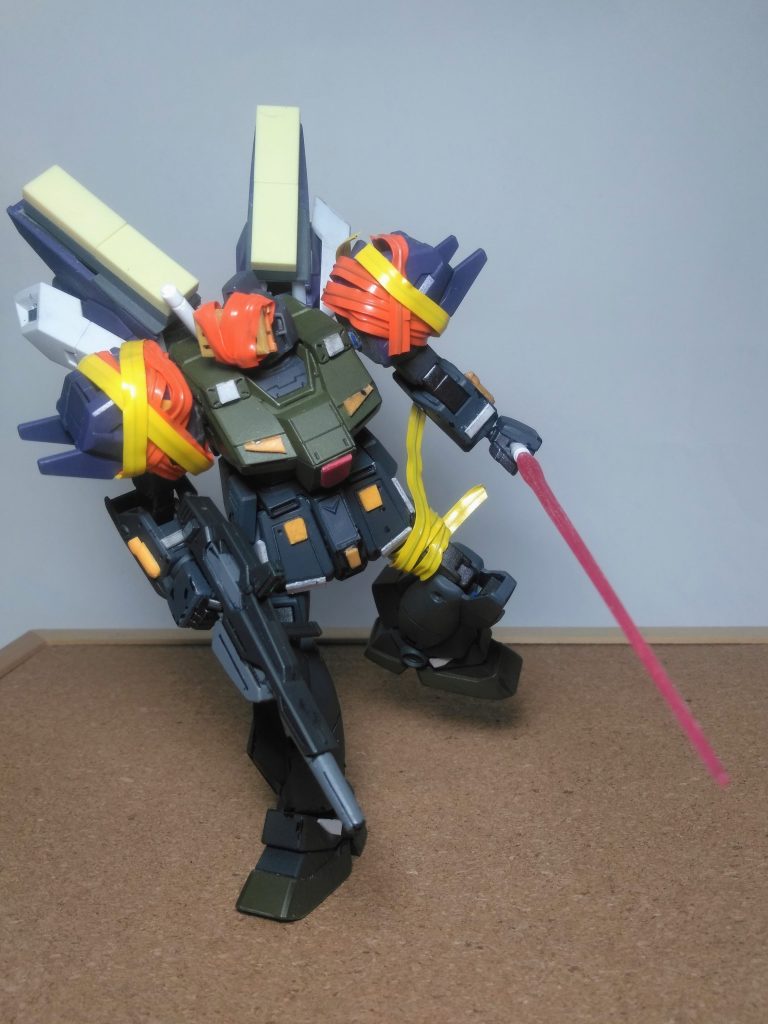 『やぁッ❗❗』 手っ取り早くリビルド機体の設定や立ち位置を知るには動画で確認するのが効率的 😆👍なのでYouTubeにて関連作品を視聴していると・・・ 🤔「「「ビビーン!💖💖」」」 と、キチャイました 😏ウンメイダナ