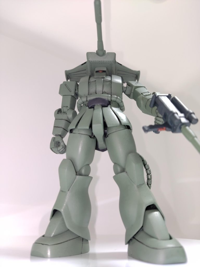 あおり風ニューヤーク市街戦で頭を吹き飛ばされたザクを回収して改修した設定