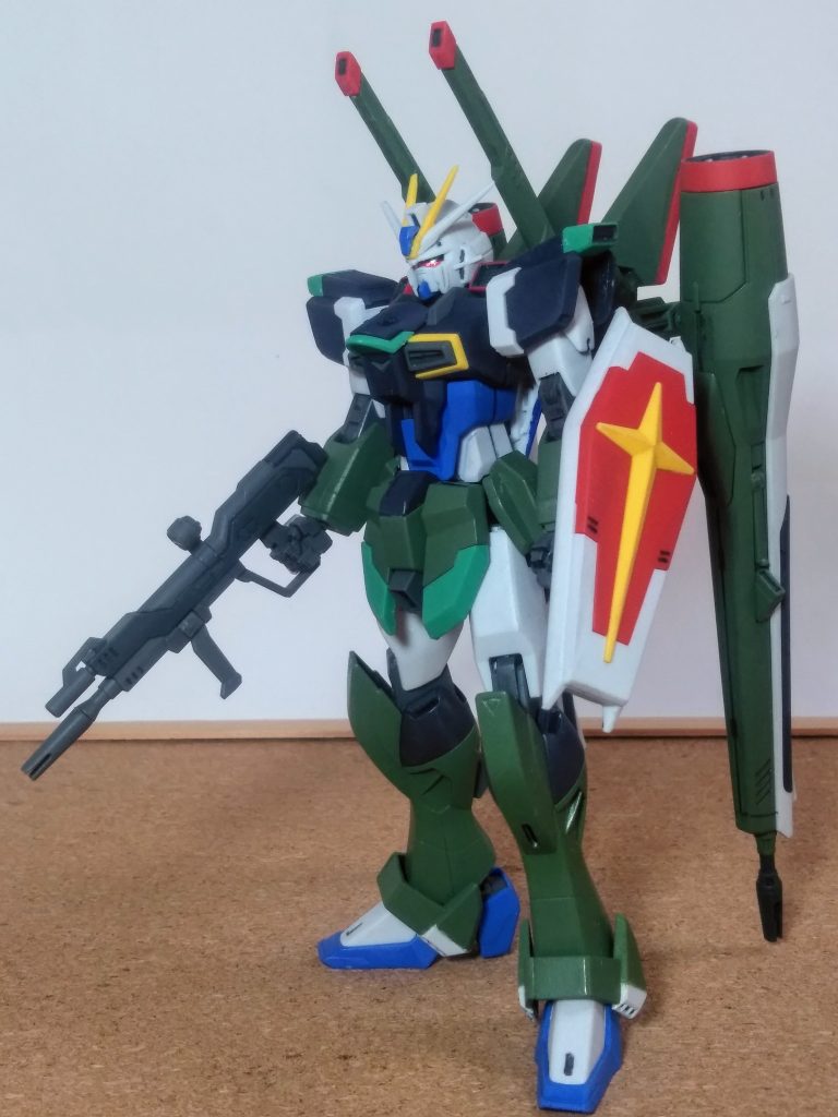 皆様大好き?😍💗『機動戦士 ガンダム SEED DESTINY 』ソコに登場するこの子はプレバンより発売と相成ります 😚そんな感じで、長らく積んでいたこの子を組んでミマシタ 😁🎶🎶