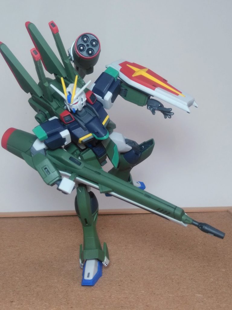 NTR主人公『シンくん』が大活躍した映画も、初公開からもうすぐ一年に成ります 😌時間が経つのは速いなぁ 😣⤵️⤵️ さて!『 ブラスト インパルス』と云えば『M2000F ケルベロス 高エネルギー長射程 ビーム砲』🤩なんでも精密射撃には適しておらず、主に広い攻撃範囲で大まかな敵軍を一掃する用途で使用するとか 🤔ナルホド