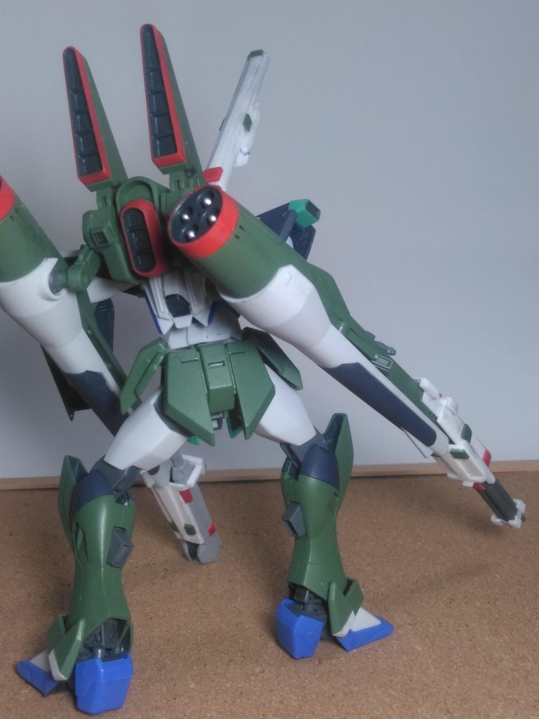 右手側には6連砲身ビーム ガトリングでイッテみます😚長いのでバックショットで失礼します 😘