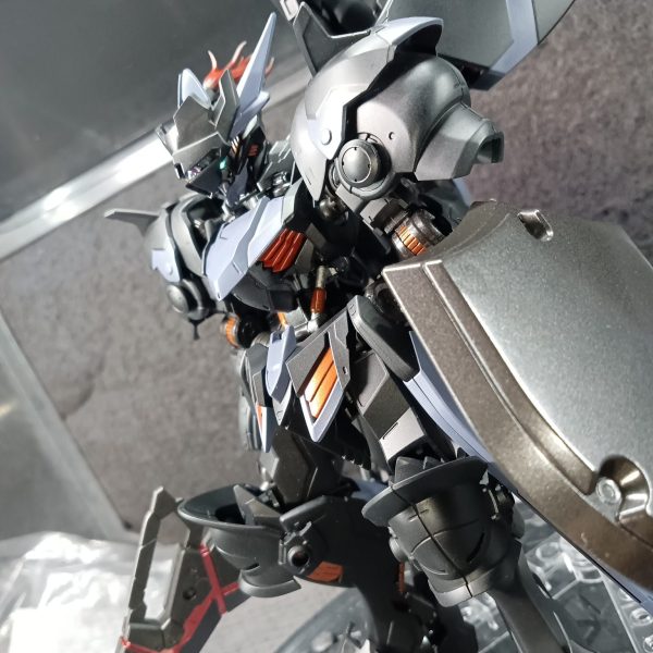 アメイジングバルバトスルプス黒装