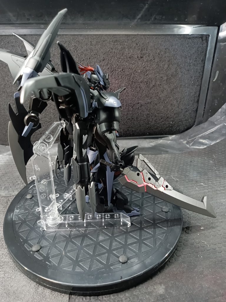 アメイジングバルバトスルプス黒装–3枚目/制作者：垂直落下式BB