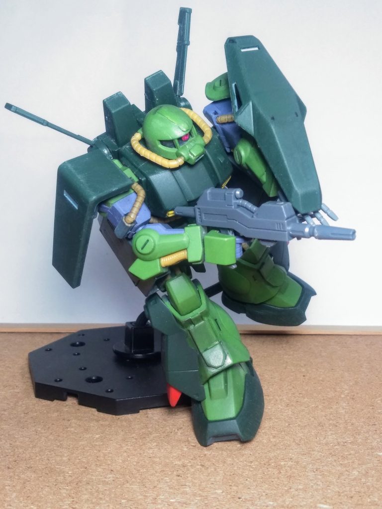 ビームサーベルが使えるなら当然?ビームライフルもイケチャイます 😆『マラサイ』と共用のモノですね 🙄やっぱり『Zガンダム武器セット』から 😚ユウノウ この弱そうなデザインが量産型用らしくて推せる 👍