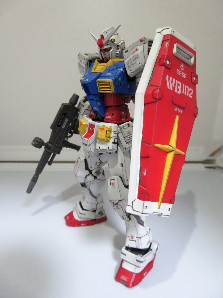 めちゃくちゃカッコいいですね…。パステルシャドウを施してさらに重厚感をアップさせています。