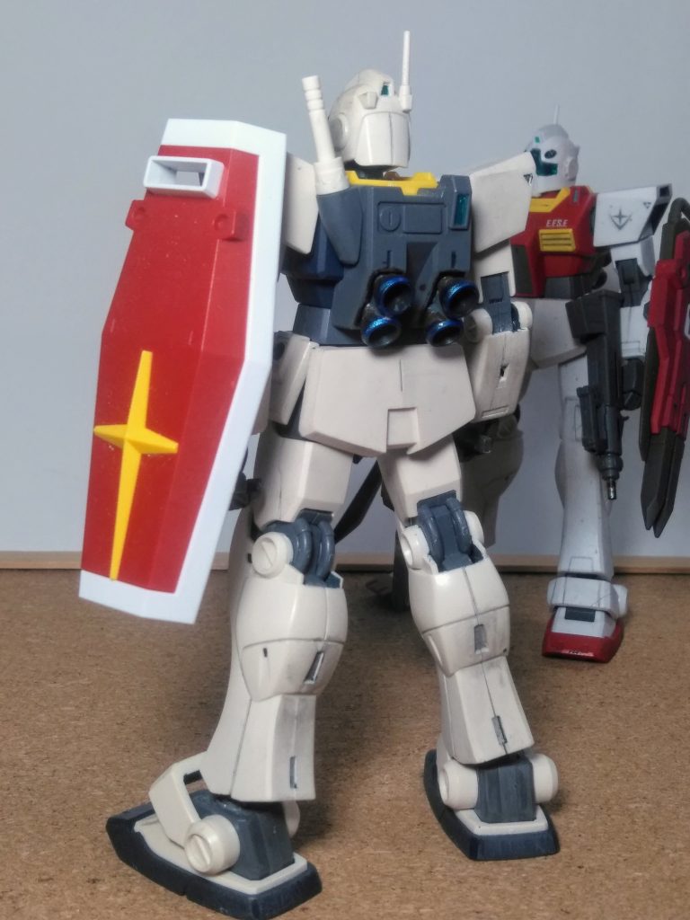 『RMS-179 ジム Ⅱ』のパイロットである『カンユ・ウニキタ 大尉』🧐ドンナヤツ?脳内設定・・・周囲より「エスケープ請負人」と、呼ばれている「ネゴシエーター」その卓越した情報収集能力と話術により「脱走(脱出)」の成功率は100% 容姿も端麗な為女性からの評判も頗る良いようだ。そんな彼だが「無類の女好き」な性分。その手のトラブルも起きやすい。因みにパイロット技能も大変高く、射撃の実力は超特級・・・戦士と、コンナ感じで「「「リア充爆発しろ❗❗トハ,ナランカナ? 」」」 な『カンユ・ウニキタ 大尉』😫 果たして彼の活躍は如何ほどか 😖