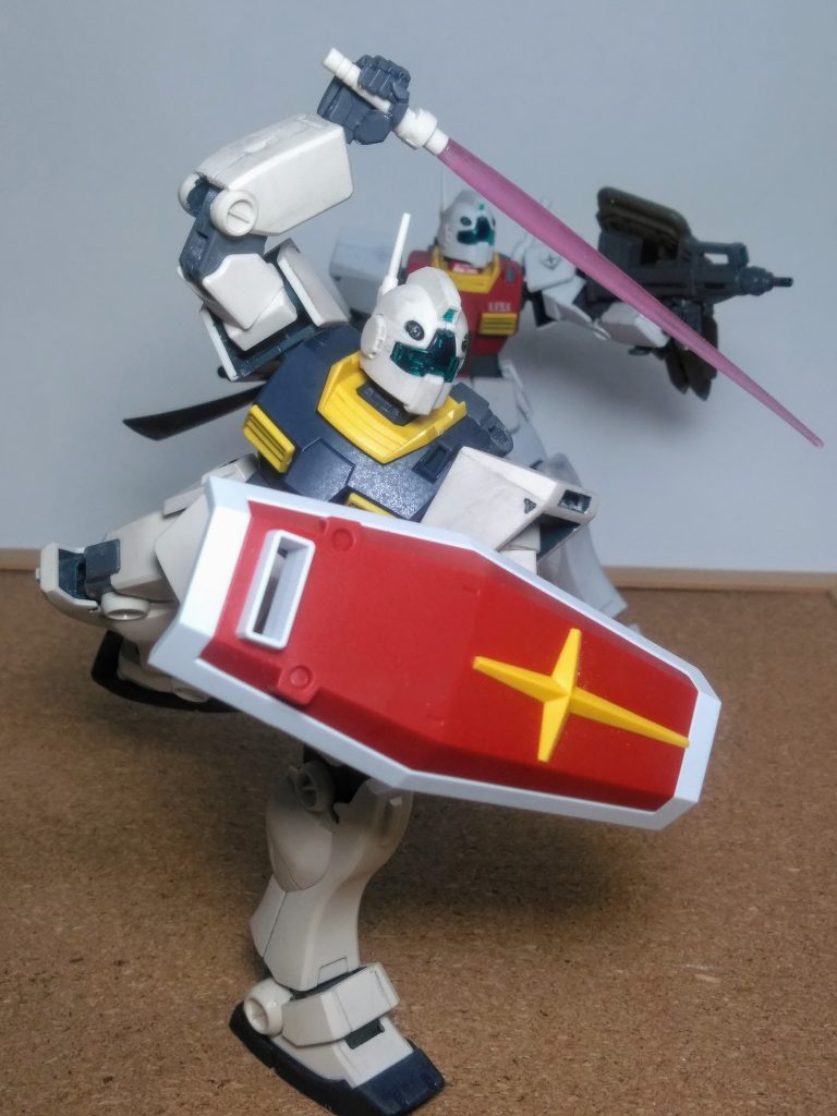 さぁ!毎度お馴染み!!『ビーム サーベル抜刀』でイッテみましょうっ 😆👍 この頼りナイ雰囲気が良き❗ 🤔