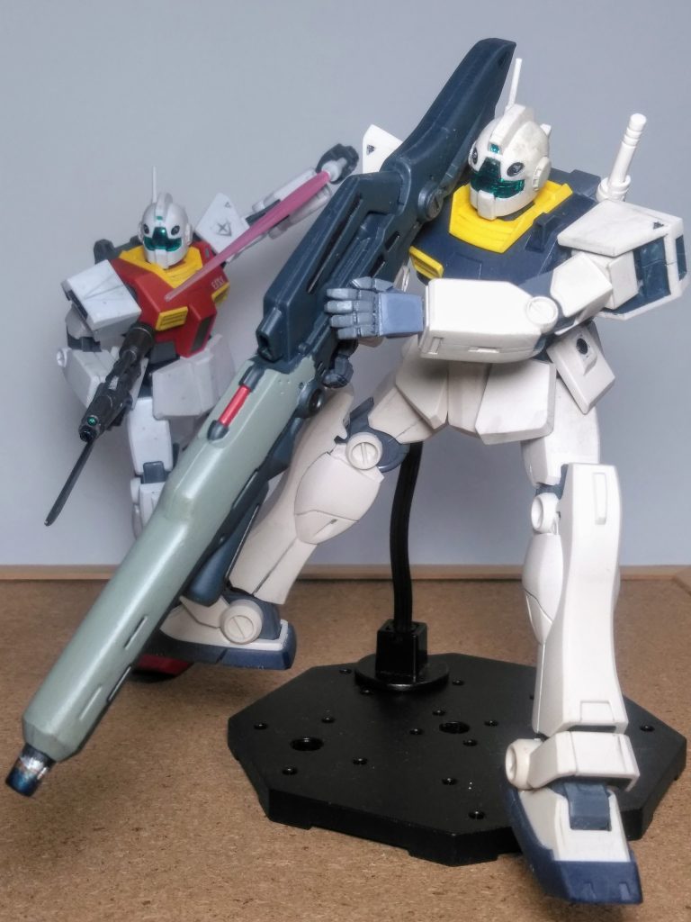 『シーマ様』は当たらない❗🎯と、ボヤイてましたが・・・肩に担いで安定させたらドウなんですかねぇ 😤💨💨 バズーカよりも「SATU意タカイ系」の武器だナ❗🤔ヨシッ! そして『長モノ武装絶対信者』の為の布教活動も完了です❗ 👍😆🎶🎶🎶