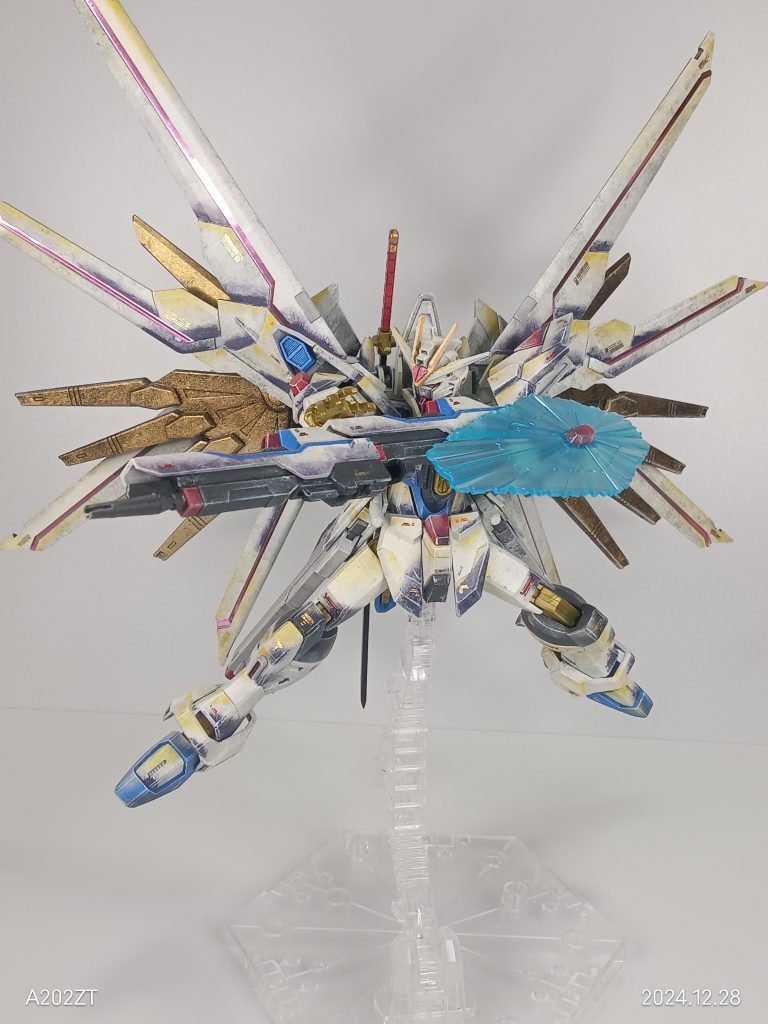 連結ビームライフルっ!映画には出てきませんでしたが、私的にはストライクフリーダムと言えばこの格好です!