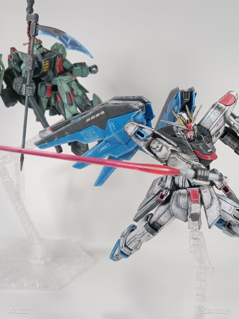 フリーダムはフォビドゥンを