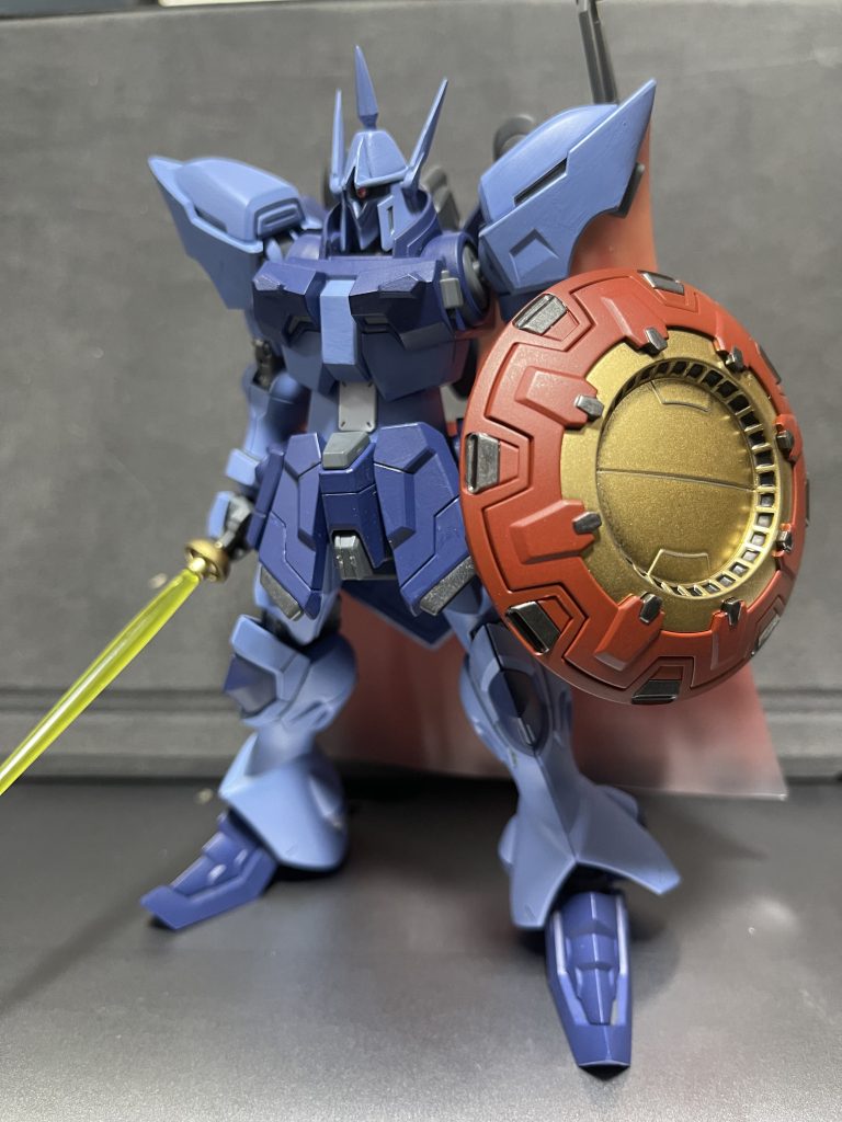 ギャンシュトロームの頭部も頭頂部を少々加工して作成しました。こっちのほうがギャンっぽくはありますかね。。最後まで閲覧頂きありがとうございます。