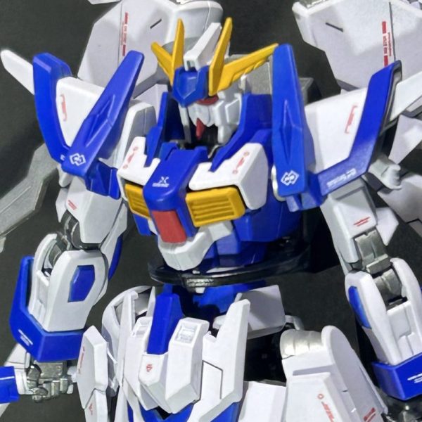 HGBF ヴァイスリッター　（シュバルツリッター改造）