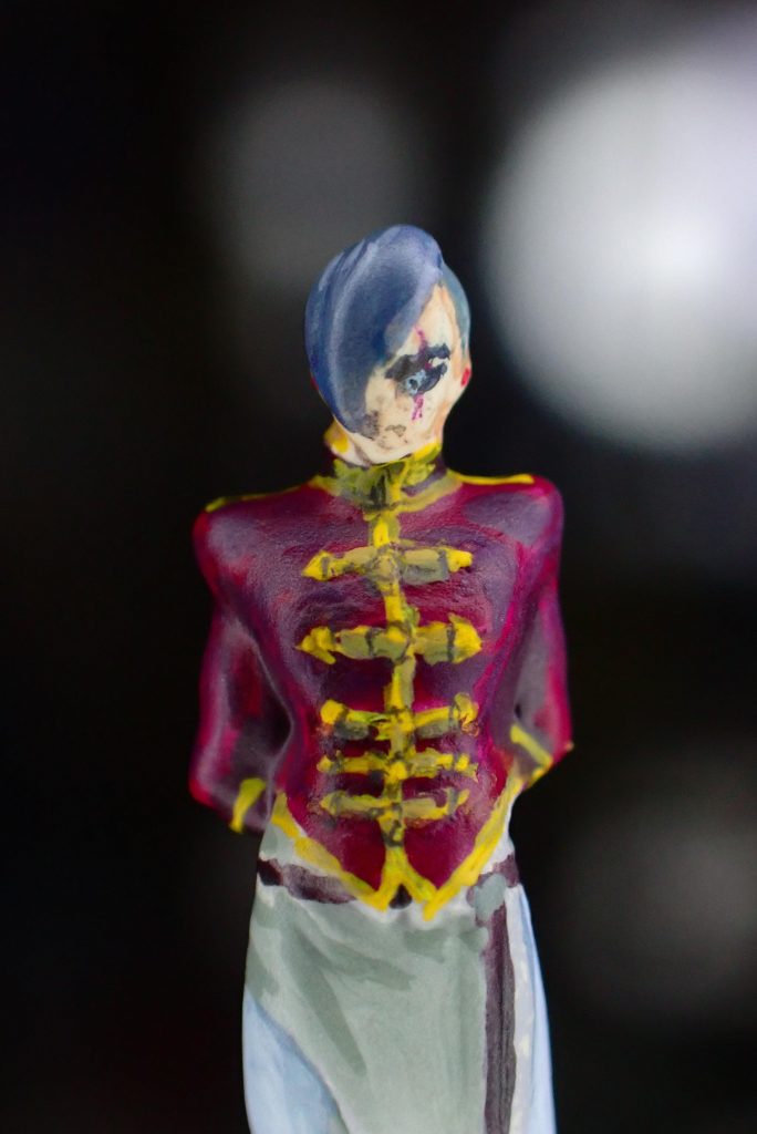 激寄り左目が前髪で隠れていたのでそこだけいじってます。