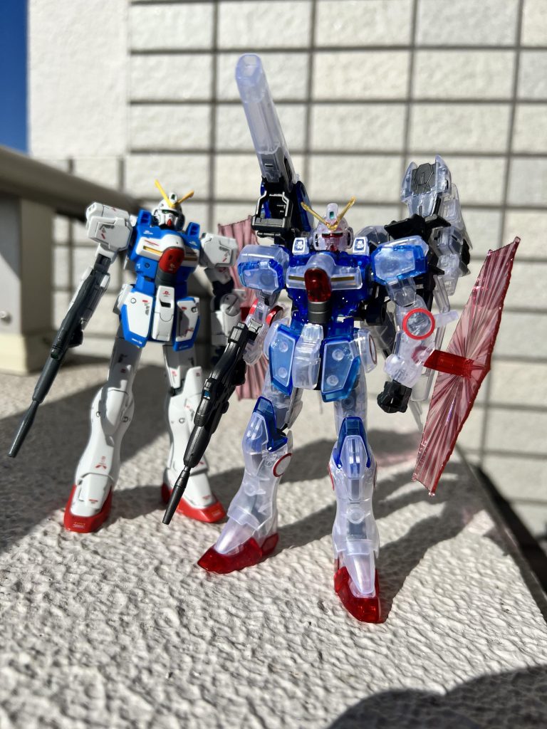 お兄ちゃんのヴィクトリーと2ショット。若干デザインが違うんですね。