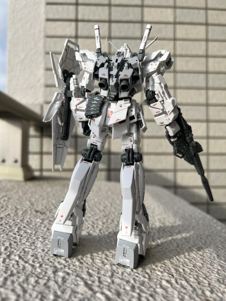 後ろ姿も凛々しい。