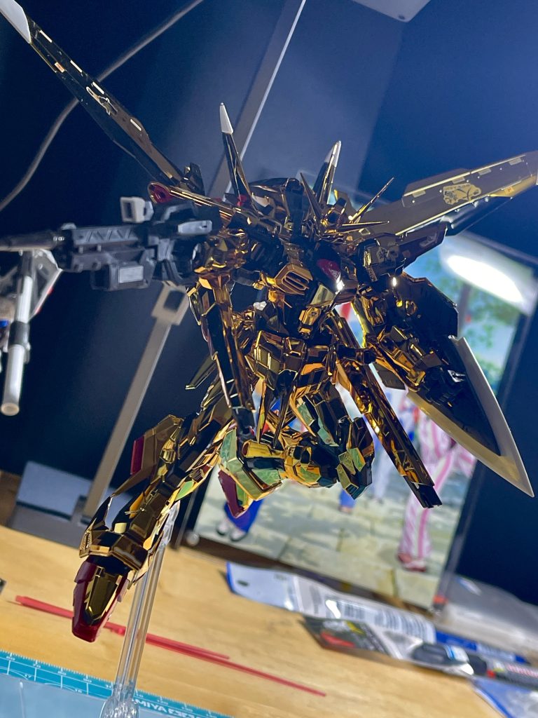 RG アカツキ–3枚目/制作者：gin