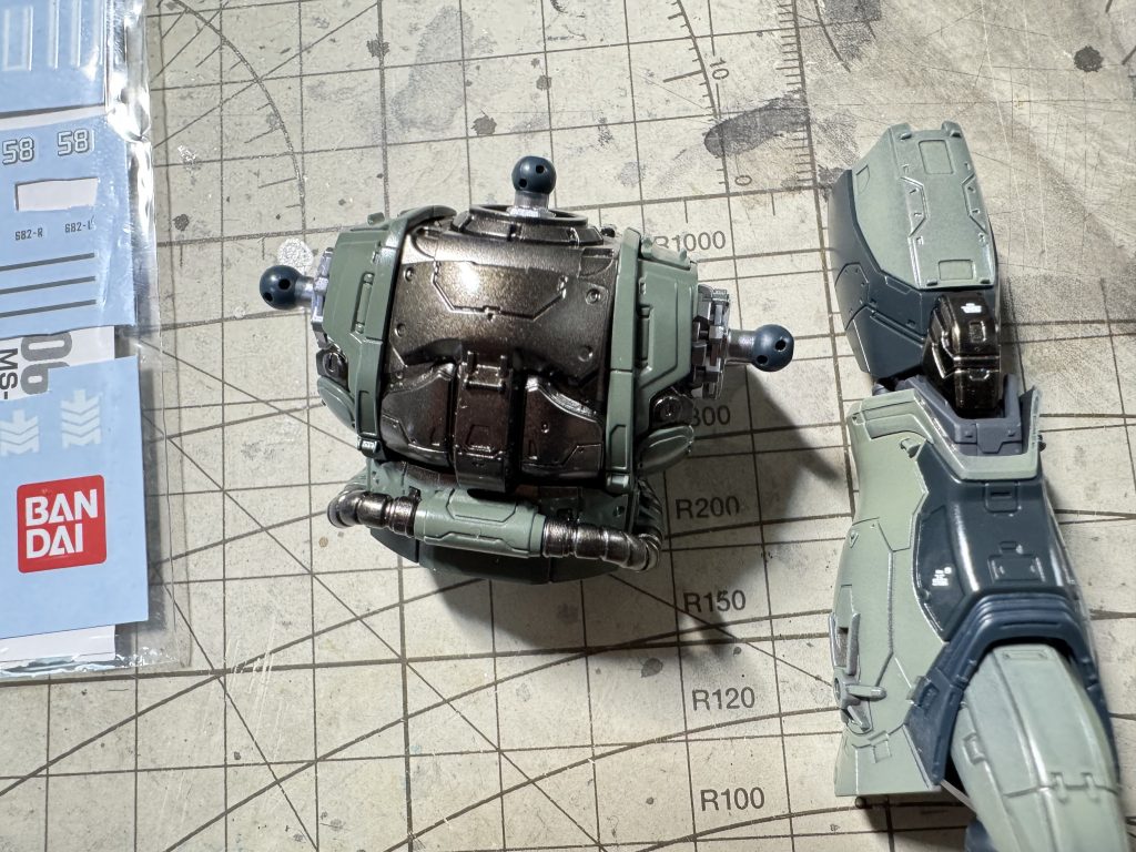 胴体今キットの鍛え直したマッチョな胸筋がカッコ良かった…😍