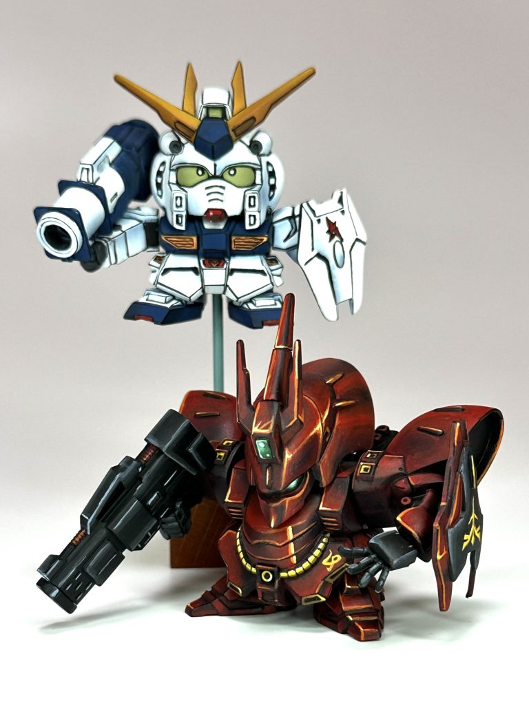 昨年作ったνガンダムと。近い仕上げにするつもりが、全然変わっちゃいましたね😅最後までご覧いただきありがとうございました✨