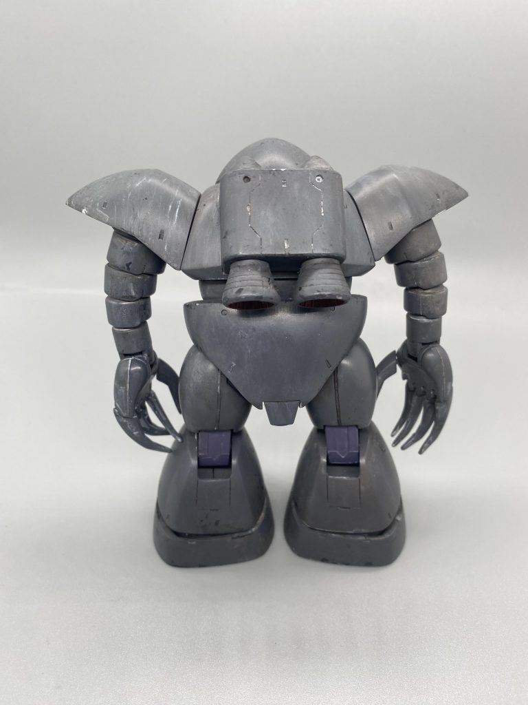 ウェザリングしたら色んな所が割れ割れに🥲