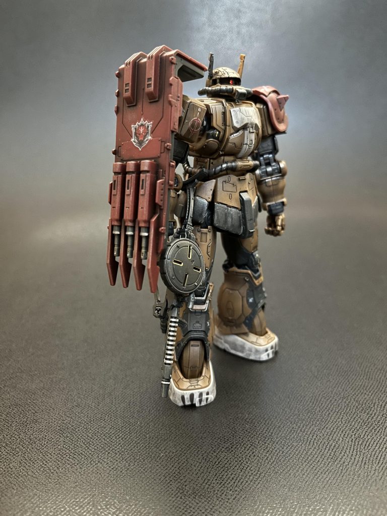 4.パニおじ/転売ヤー十数年ぶりにガンプラ界隈に戻ったら荒れてた。新作キット発売日に5chコピペを見るのが習慣になってしまったよ…。[今年の自分的ガンダム界隈の流行語]、以上！