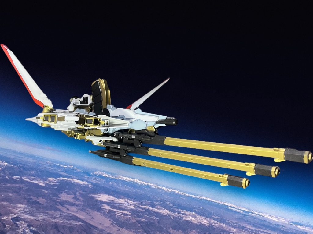 砲身長過ぎですが、これくらいないと迫力ないですよね。