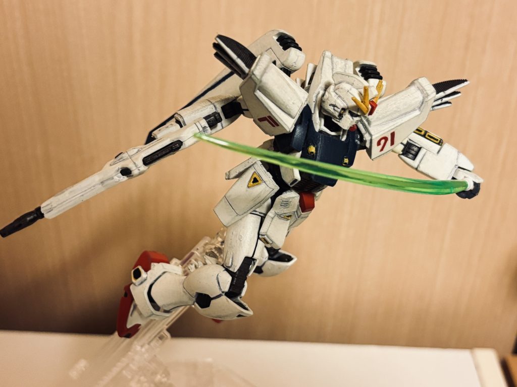 HGUC ガンダムF91–2枚目/制作者：押忍やすじろう