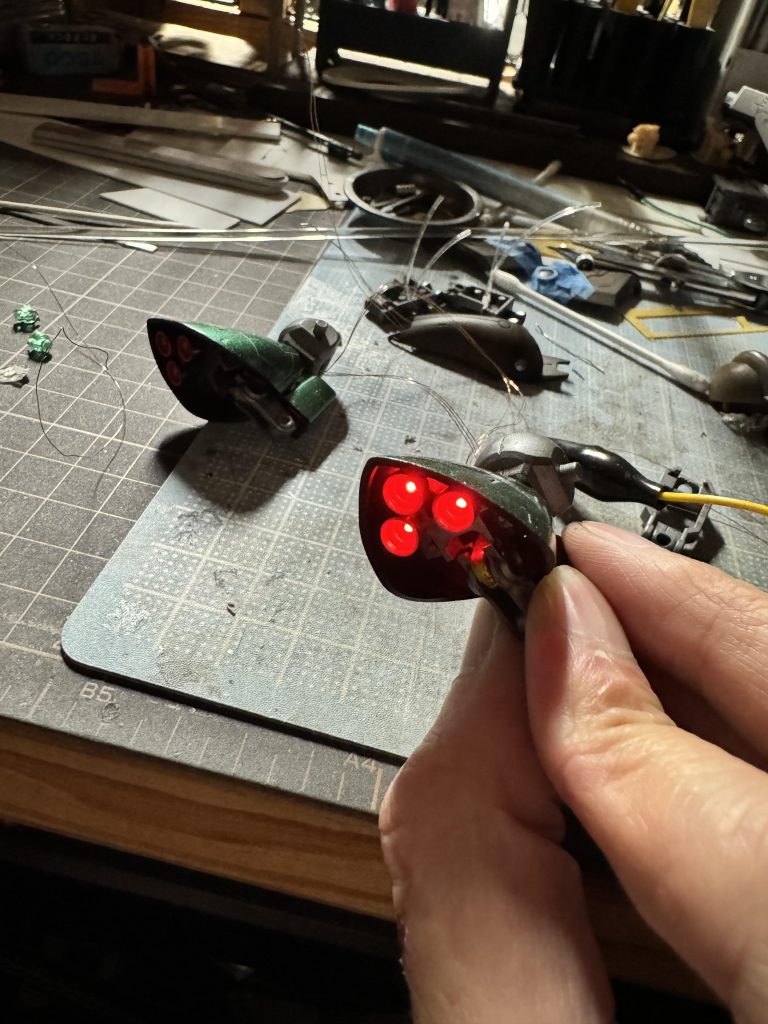 バーニアが奥まっているのでのぞき込まないと見えません🤣